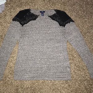 Gap long sleeve tee